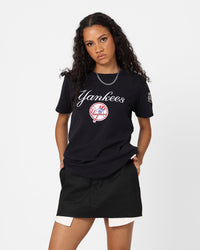 New Era Women's New York Yankees Logo Select T-Shirt Navy