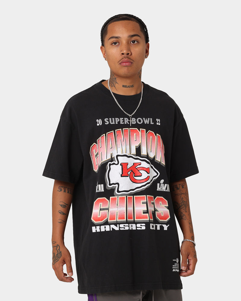 Men's Fanatics Branded Black Kansas City Chiefs Super Bowl LVII Varsity Team  Roster Big & Tall T-Shirt