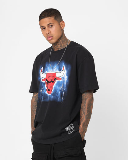 Mitchell & Ness Chicago Bulls Logo Lightning T-Shirt Black