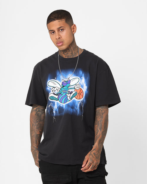 Mitchell & Ness Charlotte Hornets Logo Lightning T-Shirt Black