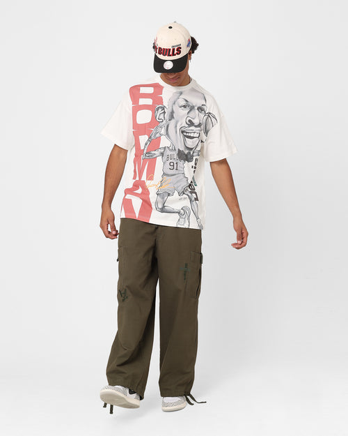 Mitchell & Ness Chicago Bulls Dennis Rodman Blockade T-Shirt Vintage White