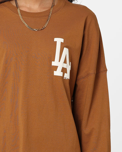 Majestic Athletic Women's Los Angeles Dodgers Oversized Hiri Long Sleeve T-Shirt Chocolate