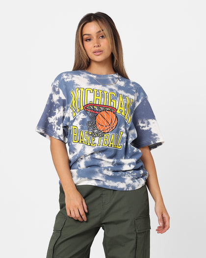 Mitchell & Ness Women's Michigan Wolverines Basketball T-Shirt Blue Tie Dye