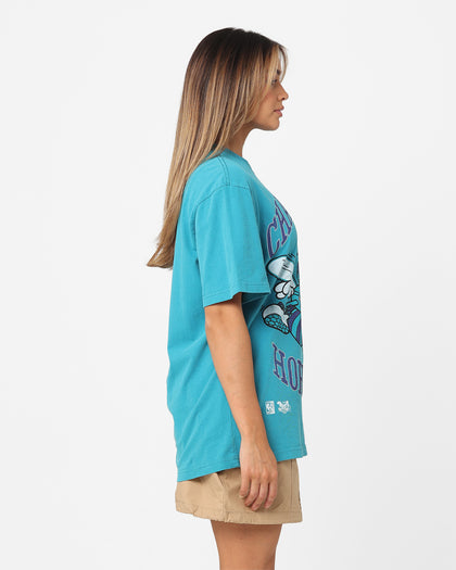Mitchell & Ness Women's Charlotte Hornets XL Logo T-Shirt Hornets Teal