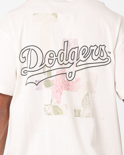 Majestic Athletic Los Angeles Dodgers Digi Floral Graphic T-Shirt Vintage White
