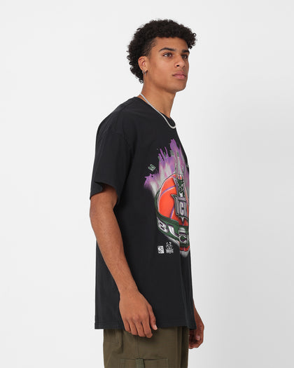 Mitchell & Ness Milwaukee Bucks On Fire T-Shirt Faded Black