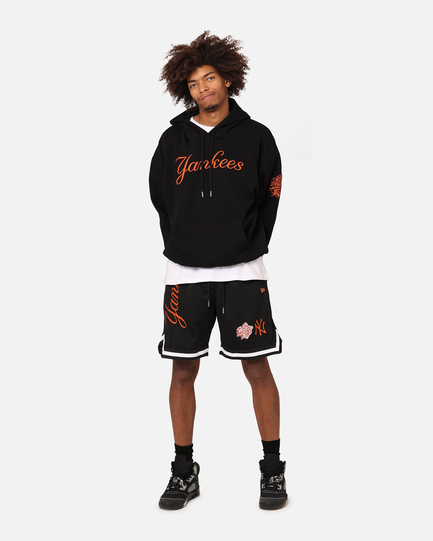 ウェア New York Yankees New Era New York Yankees 'Scary Nights' Oversized Hoodie Black
