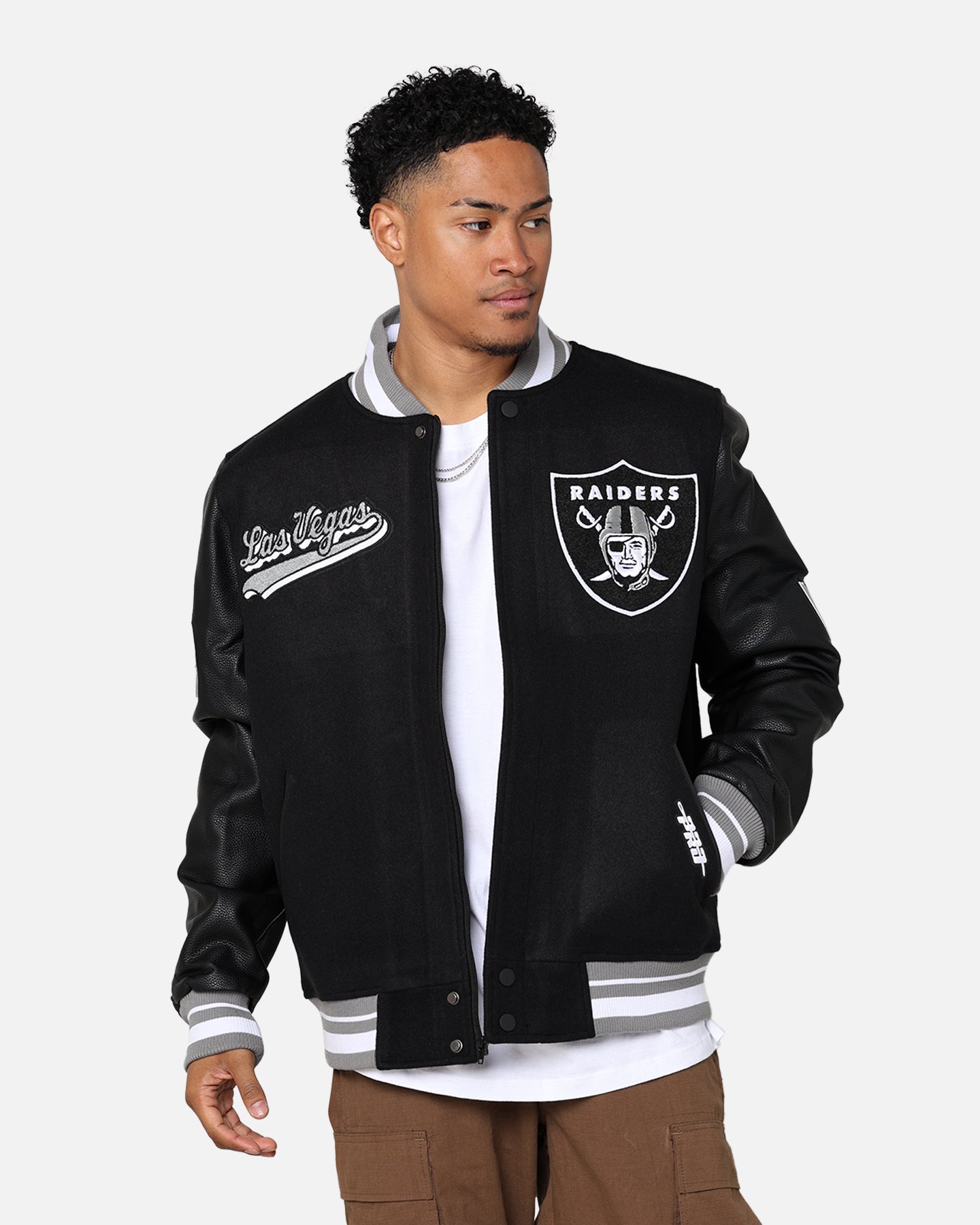 PRO STANDARD RAIDERS ブラックジャケット Pro Standard Las Vegas Raiders Wool Varsity Jacket Black/Grey