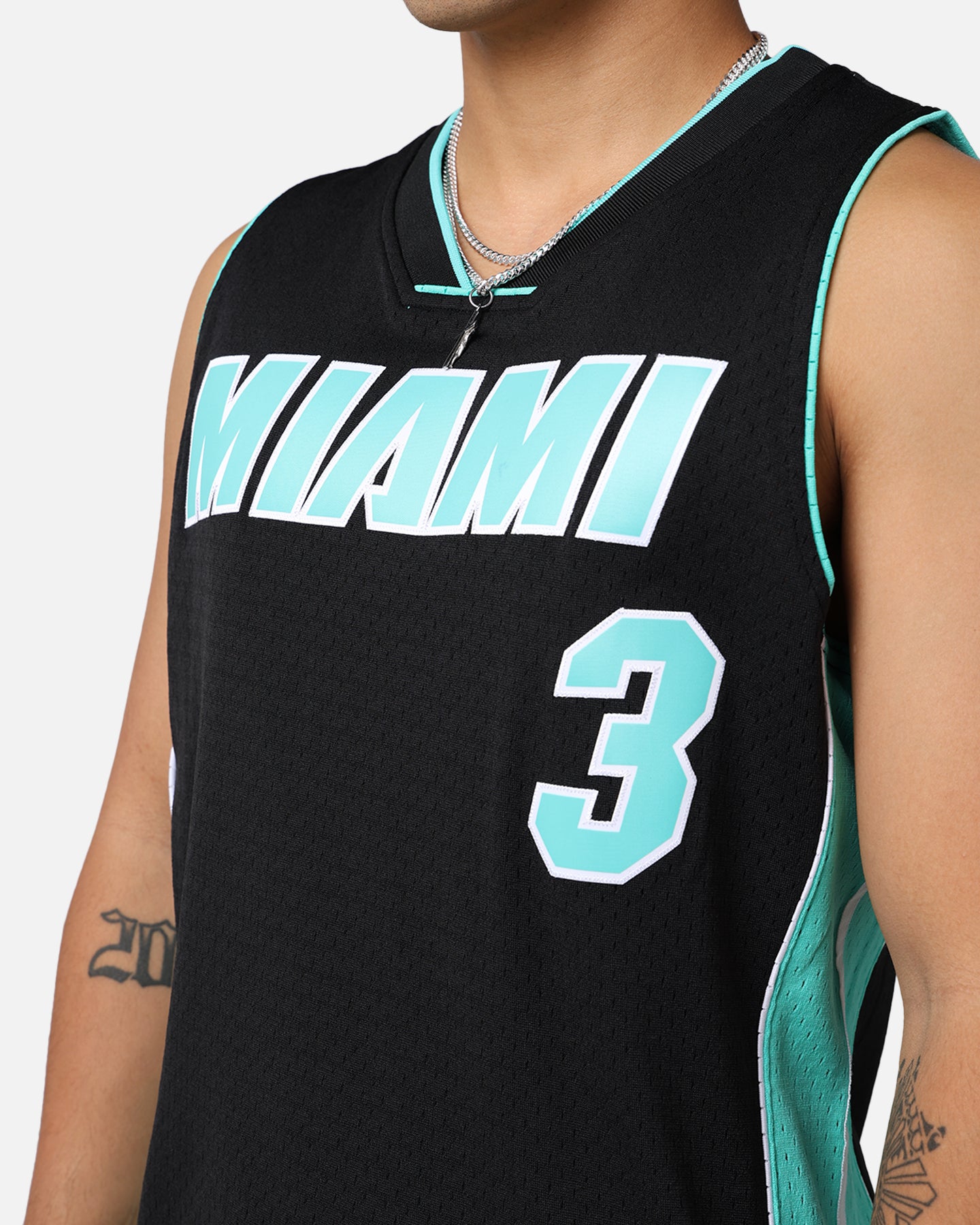 Mitchell & Ness Miami Heat Dwyane Wade '12-13 Swingman Jersey