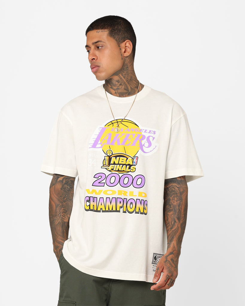 Mitchell & Ness Los Angeles Lakers 2000 World Champions T-Shirt
