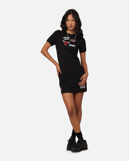 Pro Standard Women's Chicago Bulls Bodycon Mini Dress Black | Culture Kings US Pro Standard Women's Chicago Bulls Bodycon Mini Dress Black | Culture Kings US