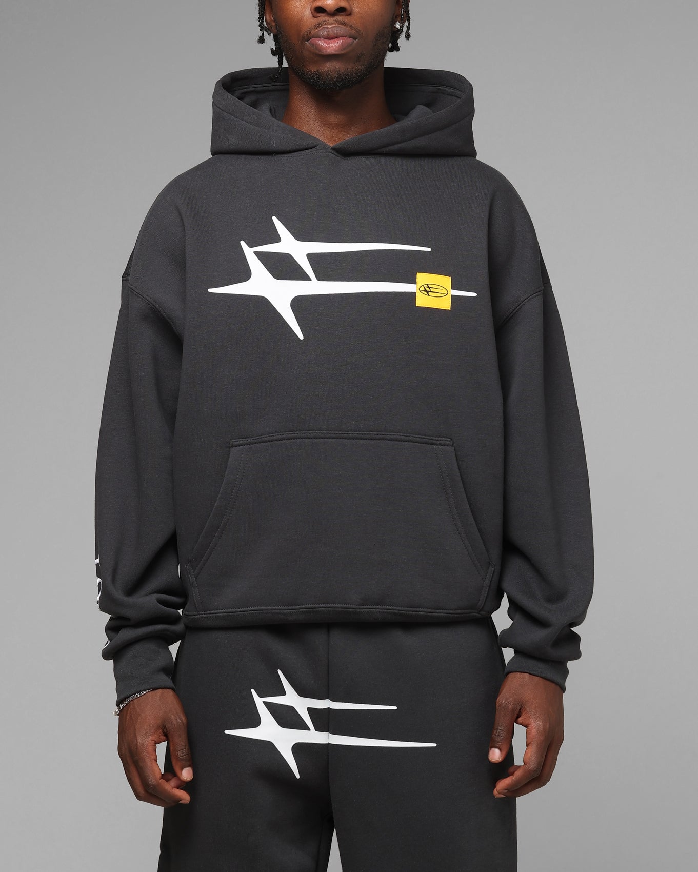 Loiter Hybrid Hoodie Charcoal | Culture Kings US