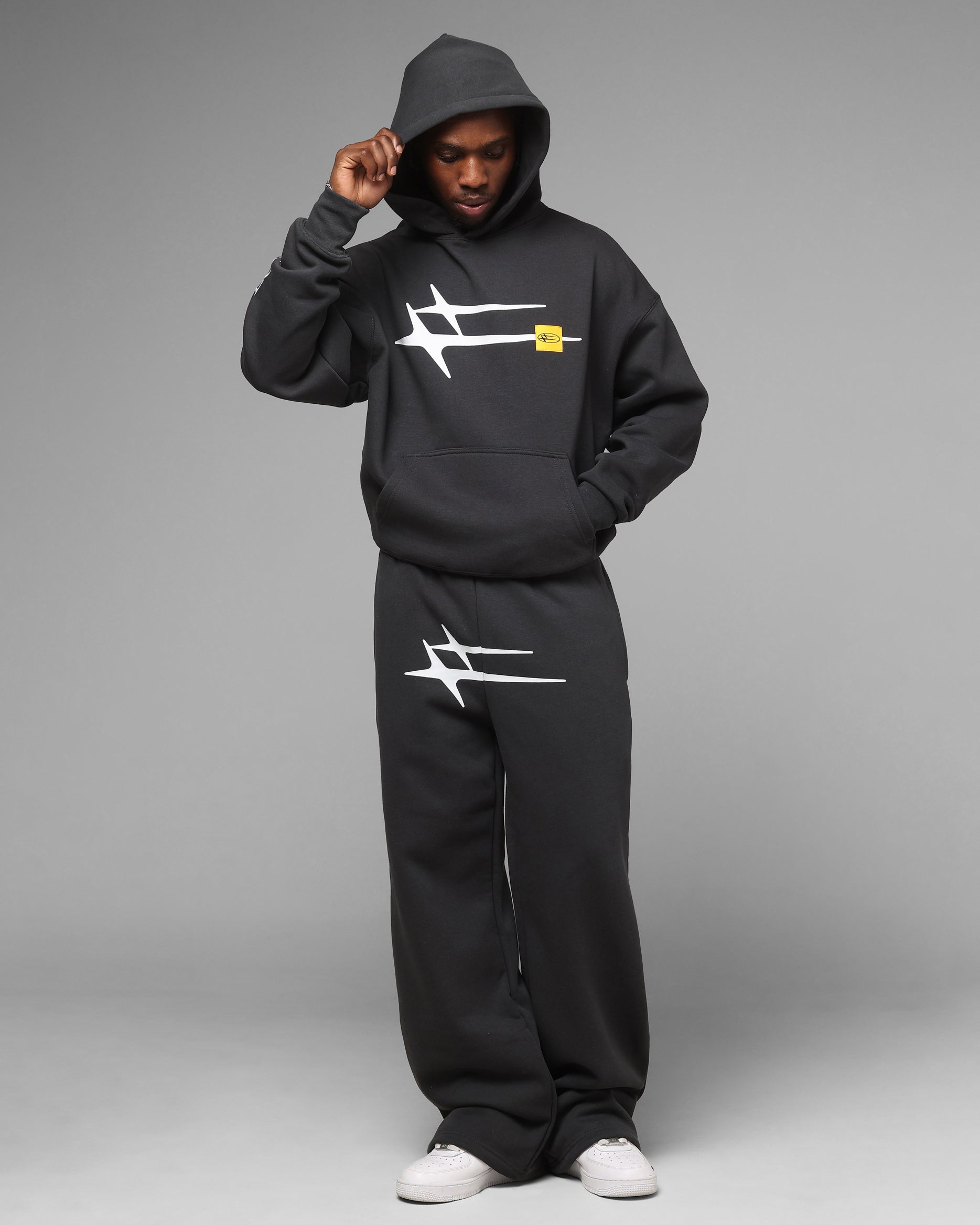 Loiter Hybrid Hoodie Charcoal | Culture Kings US