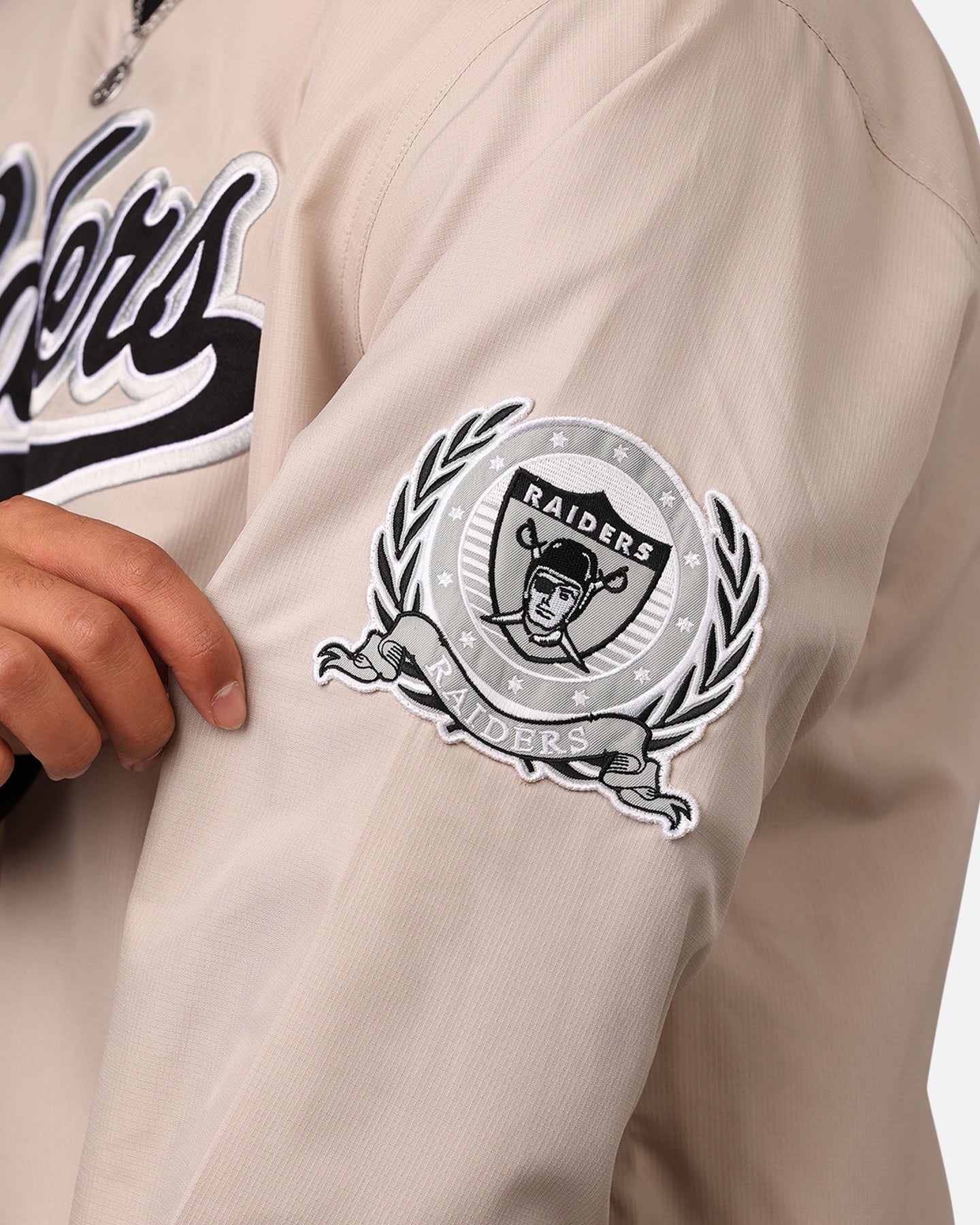 New Era Las Vegas Raiders Sports Classics Pullover Windbreaker