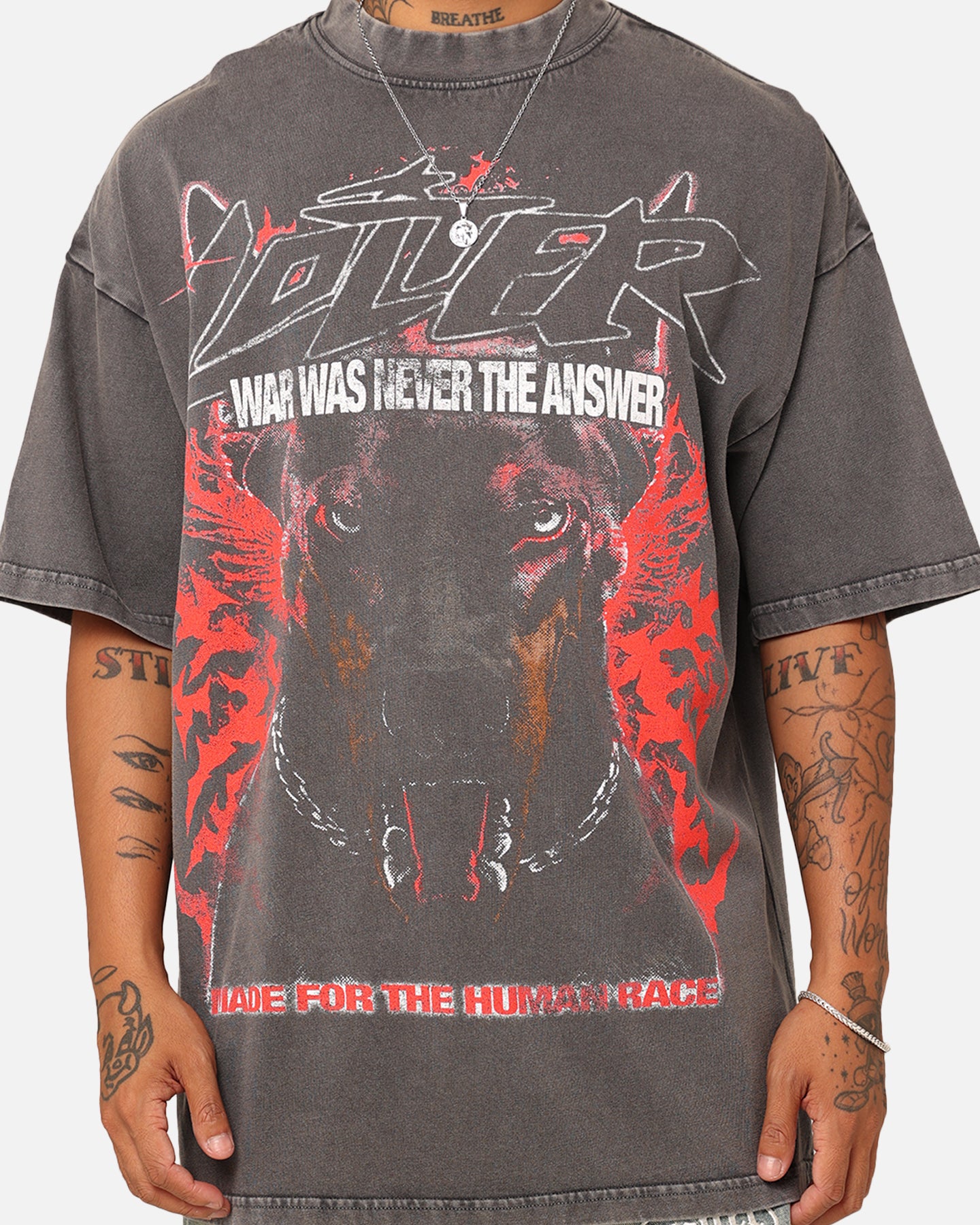 【チャコールグレー】ライトブリスターTシャツ Loiter Dog Tag Oversized T-Shirt Charcoal Grey | Culture Kings US