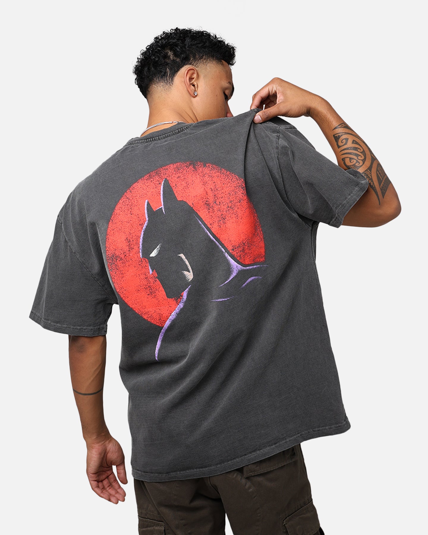 73Studio X DC Batman The Animated Series Heavyweight Vintage T