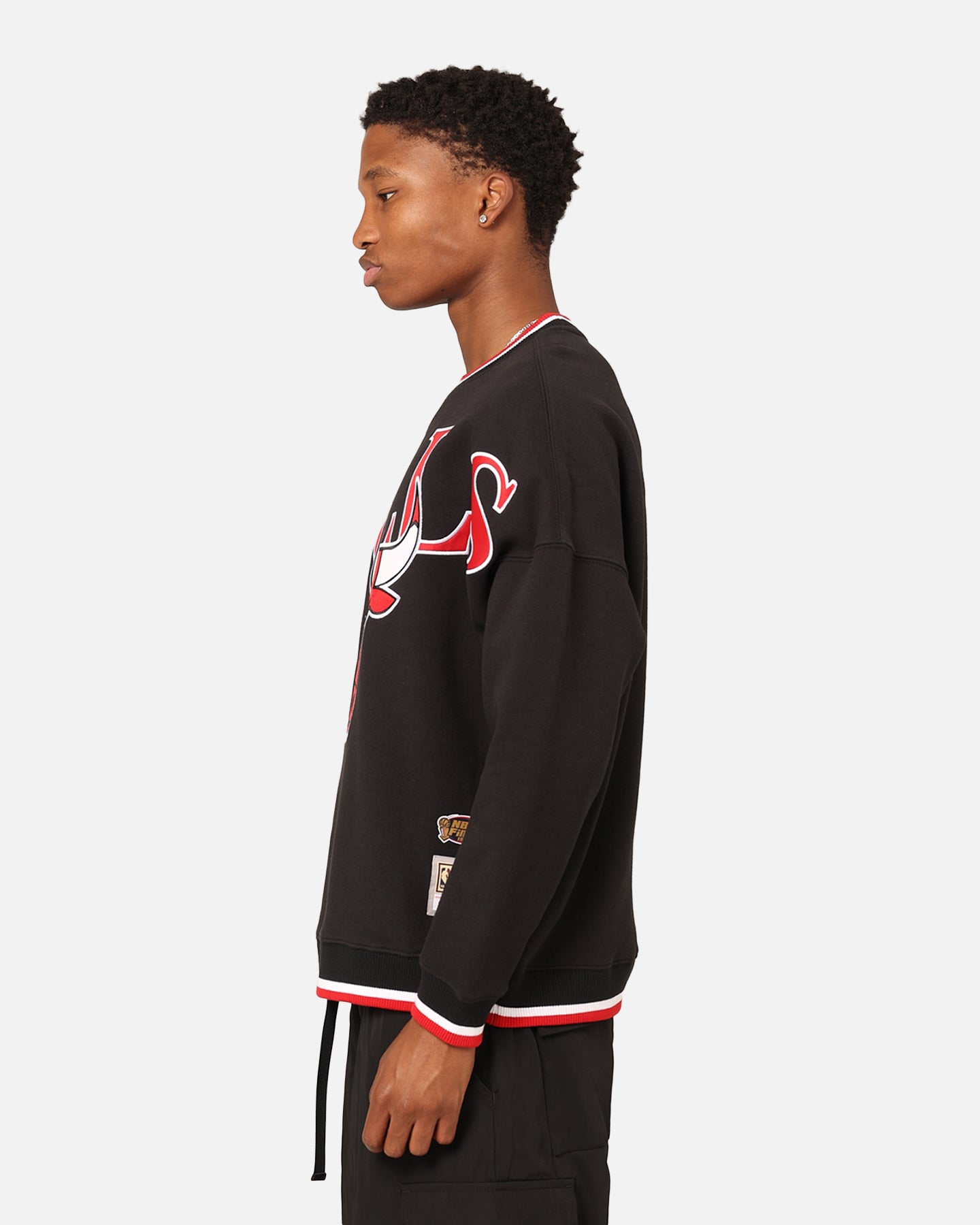 Mitchell & Ness Chicago Bulls Shooting Crewneck Black | Culture
