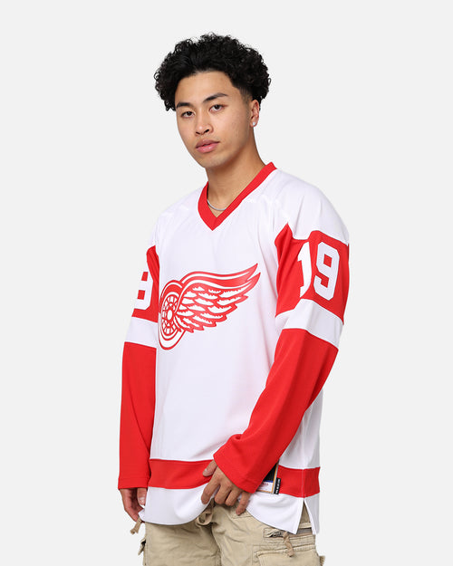 Mitchell & Ness Detroit Red Wings Steve Yzerman '83-84 Jersey White