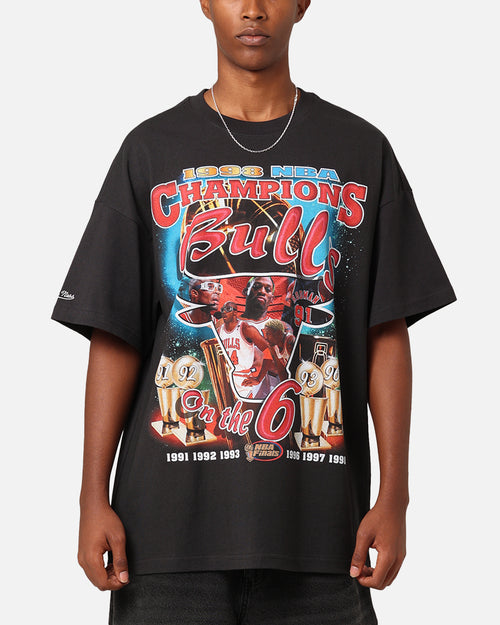 Mitchell & Ness Chicago Bulls On The 6 Champ T-Shirt Faded Black