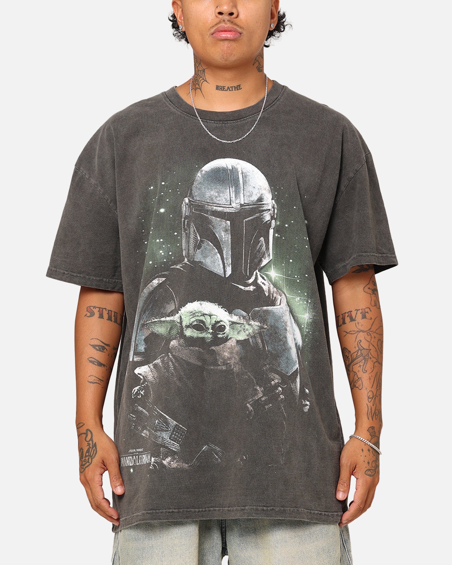 Star Wars The Mandalorian Heavyweight T-Shirt Black Wash | Culture