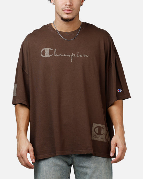 Champion Mega Jocktag Scrip T-Shirt Chocolate