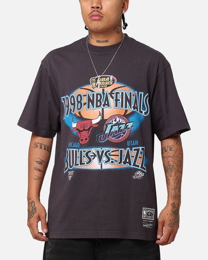 Mitchell & Ness Chicago Bulls Vs. Utah Jazz 1998 Finals T-Shirt Overdyed Black