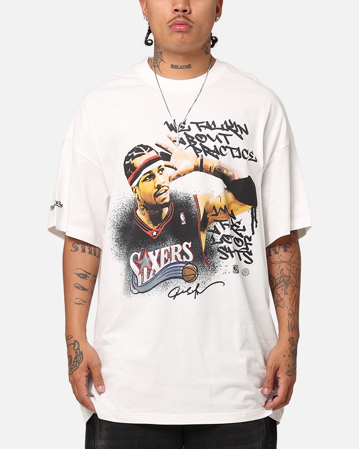 Mitchell & Ness Philadelphia 76ers Allen Iverson We Talkin T-Shirt