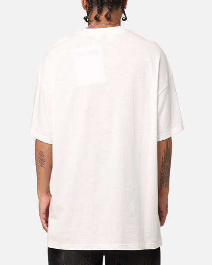 Mitchell & Ness Philadelphia 76ers Allen Iverson We Talkin T-Shirt Vintage White