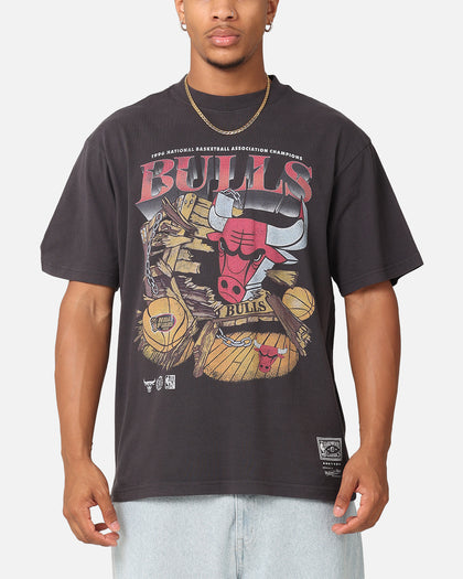 Mitchell & Ness Chicago Bulls Burst T-Shirt Overdyed Black