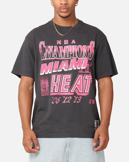 Mitchell & Ness Miami Heat Championship Neon T-Shirt Overdyed Black