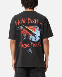 American Thrift X DC Batman The Joker Magic Trick Heavy T-Shirt Vintage Black