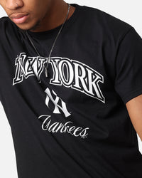 Majestic Athletic New York Yankees Blecker Team Arch T-Shirt Black