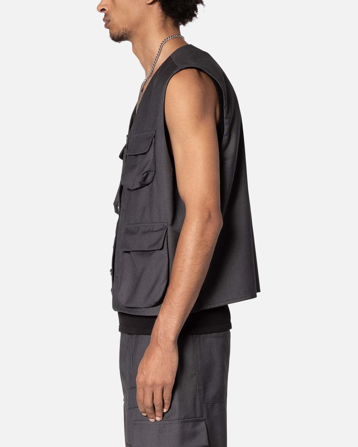 MNML Bounded Gabardine Vest Grey | Culture Kings US