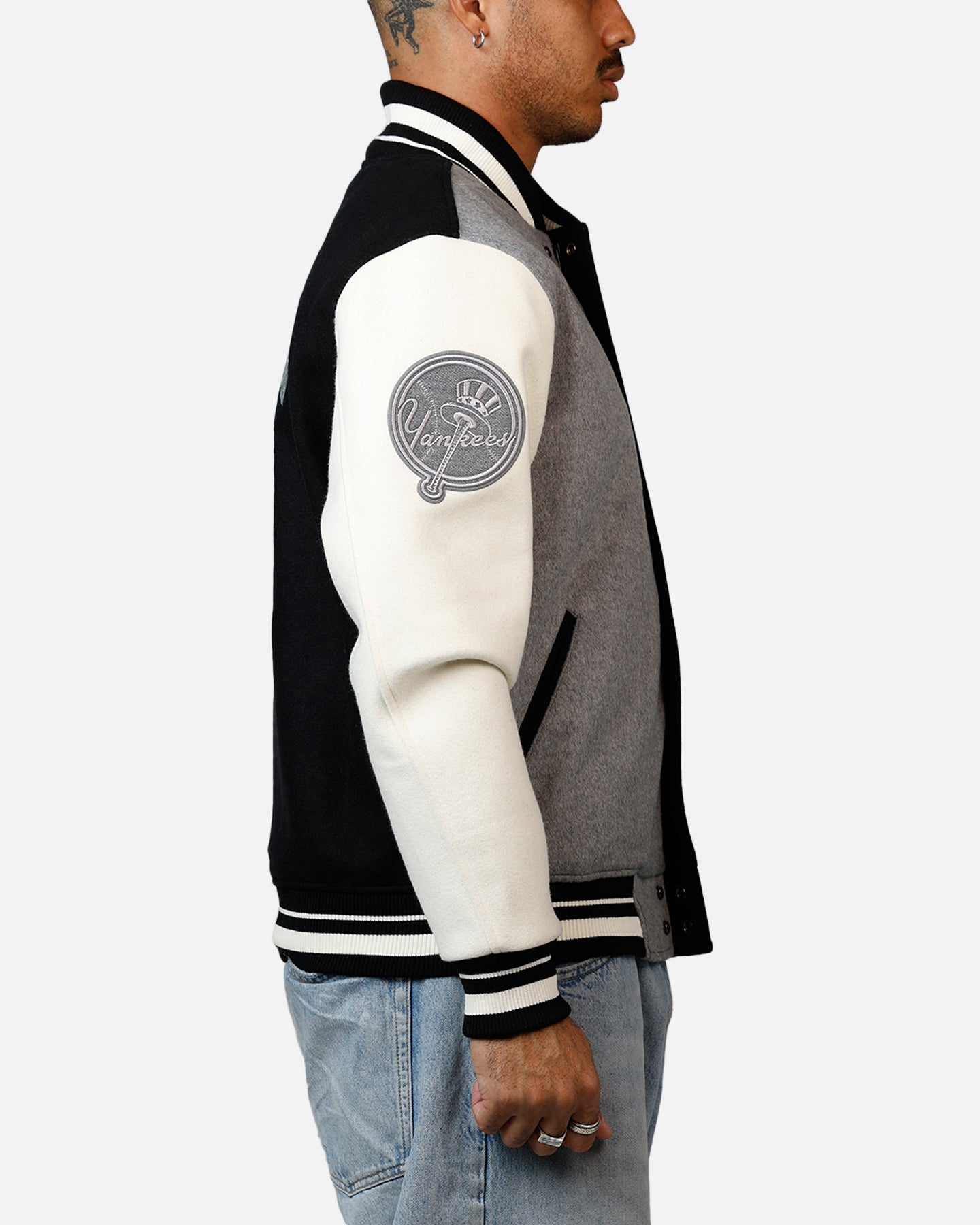 Pro Standard New York Yankees Reverse French Terry Wool Varsity