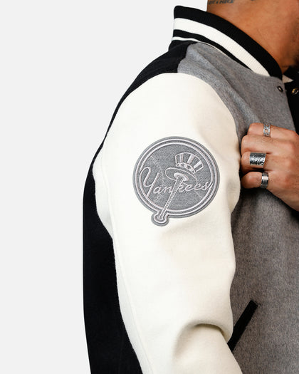 Pro Standard New York Yankees Reverse French Terry Wool Varsity Jacket Black/Grey