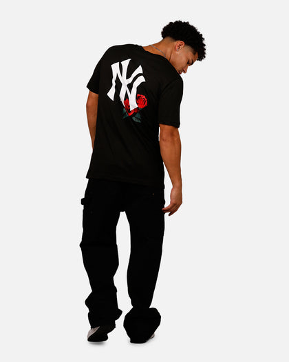 New Era New York Yankees Rose T-Shirt Black/Red