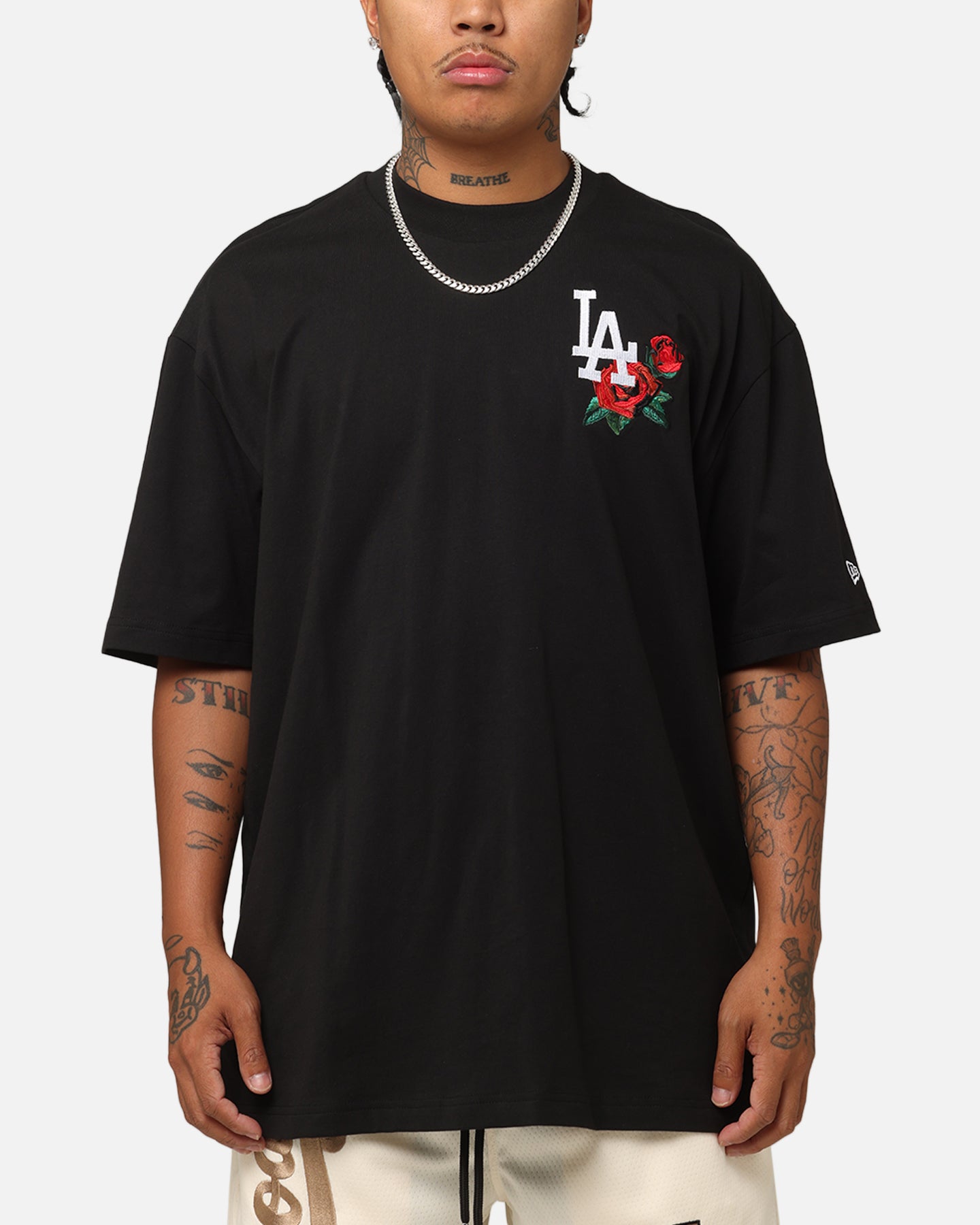 New Era Los Angeles Dodgers Rose Oversized T-Shirt Black | Culture