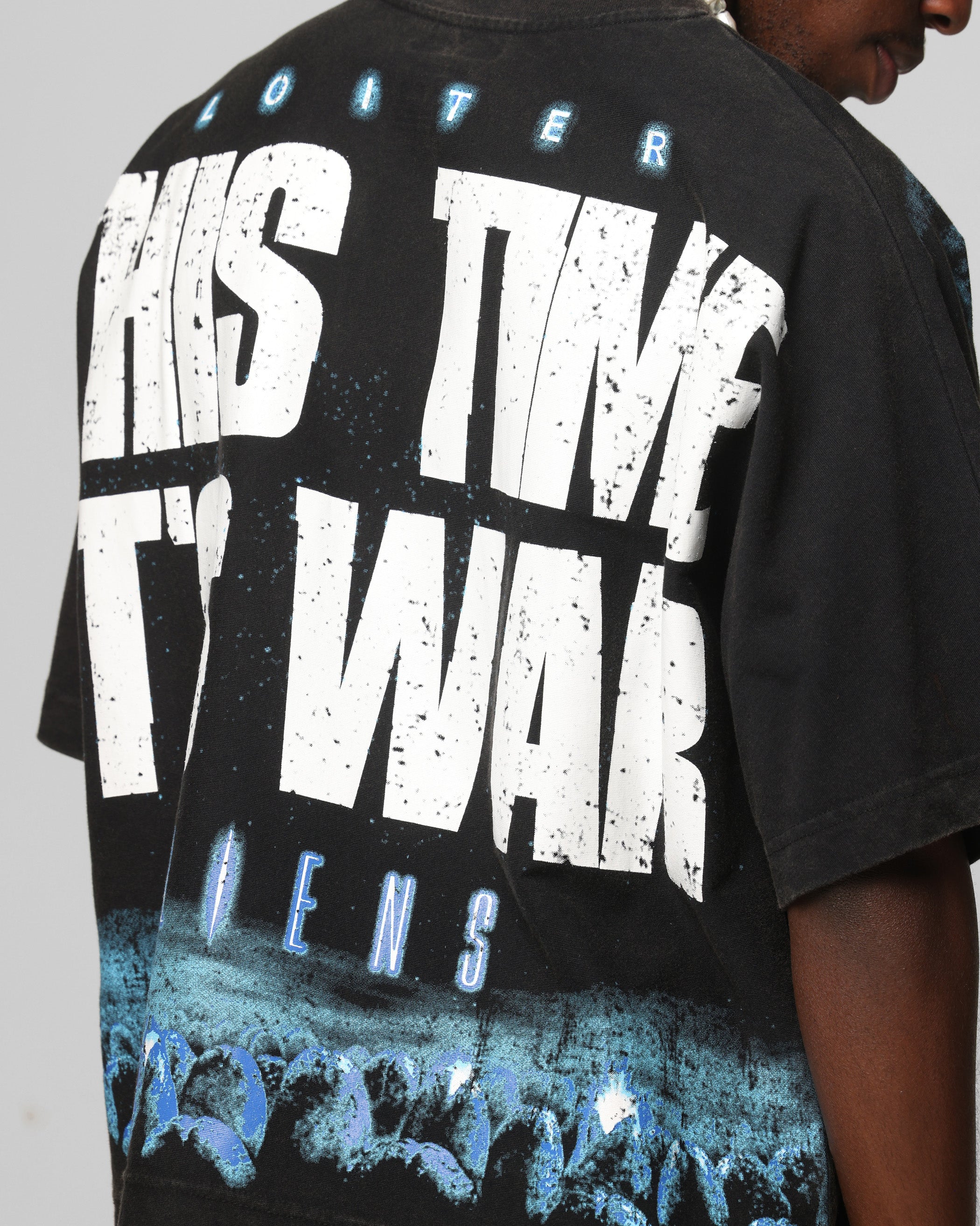 Loiter Alien It's War Boxy T-Shirt Washed Black | Culture Kings US