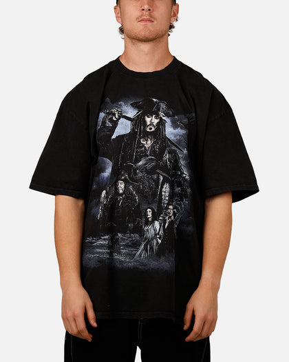 Goat Crew Disney Pirates Of The Caribbean Pirates Group Heavy T-Shirt Vintage Black