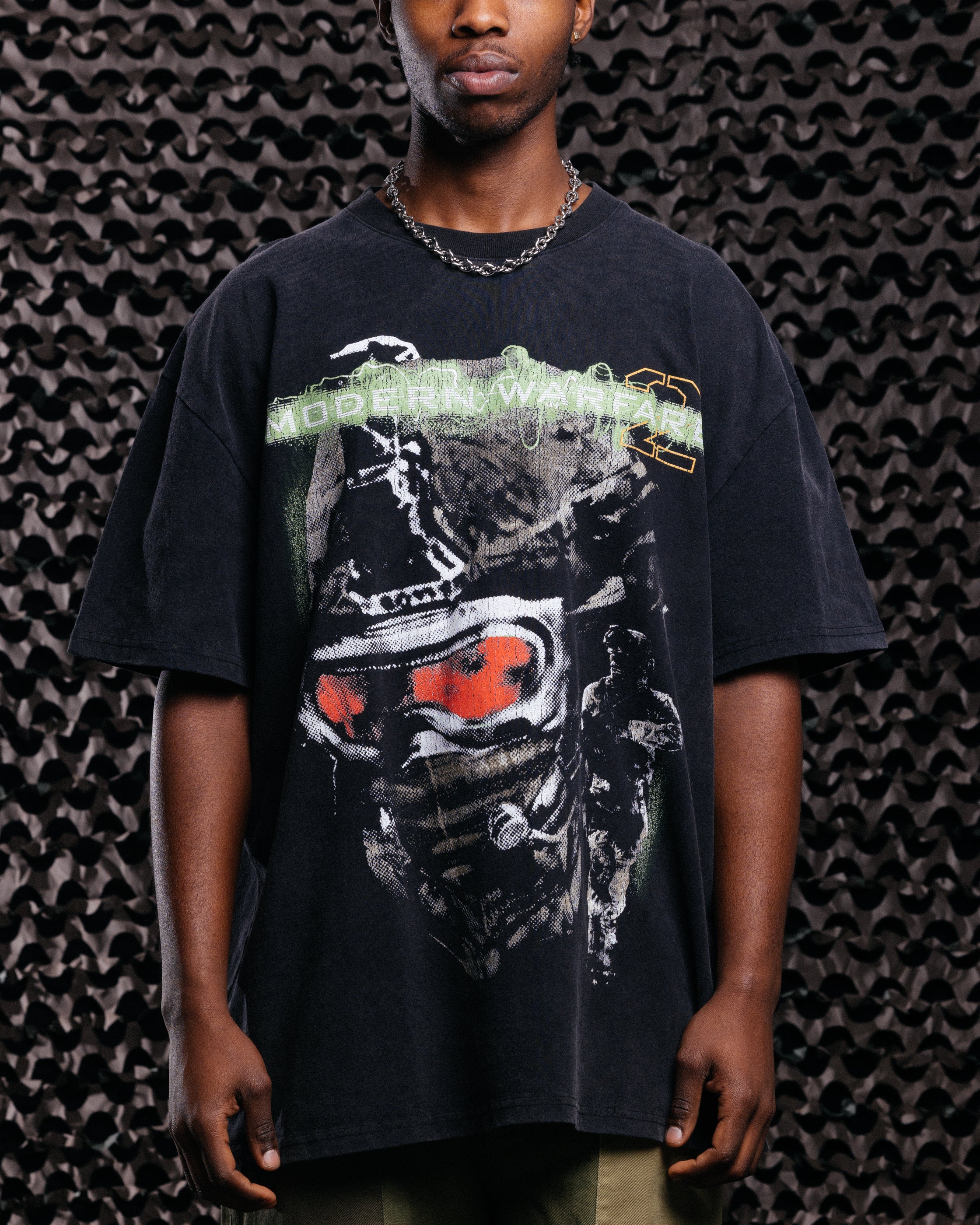 73Studio X Call Of Duty Modern Warfare 2 Vintage T-Shirt Black