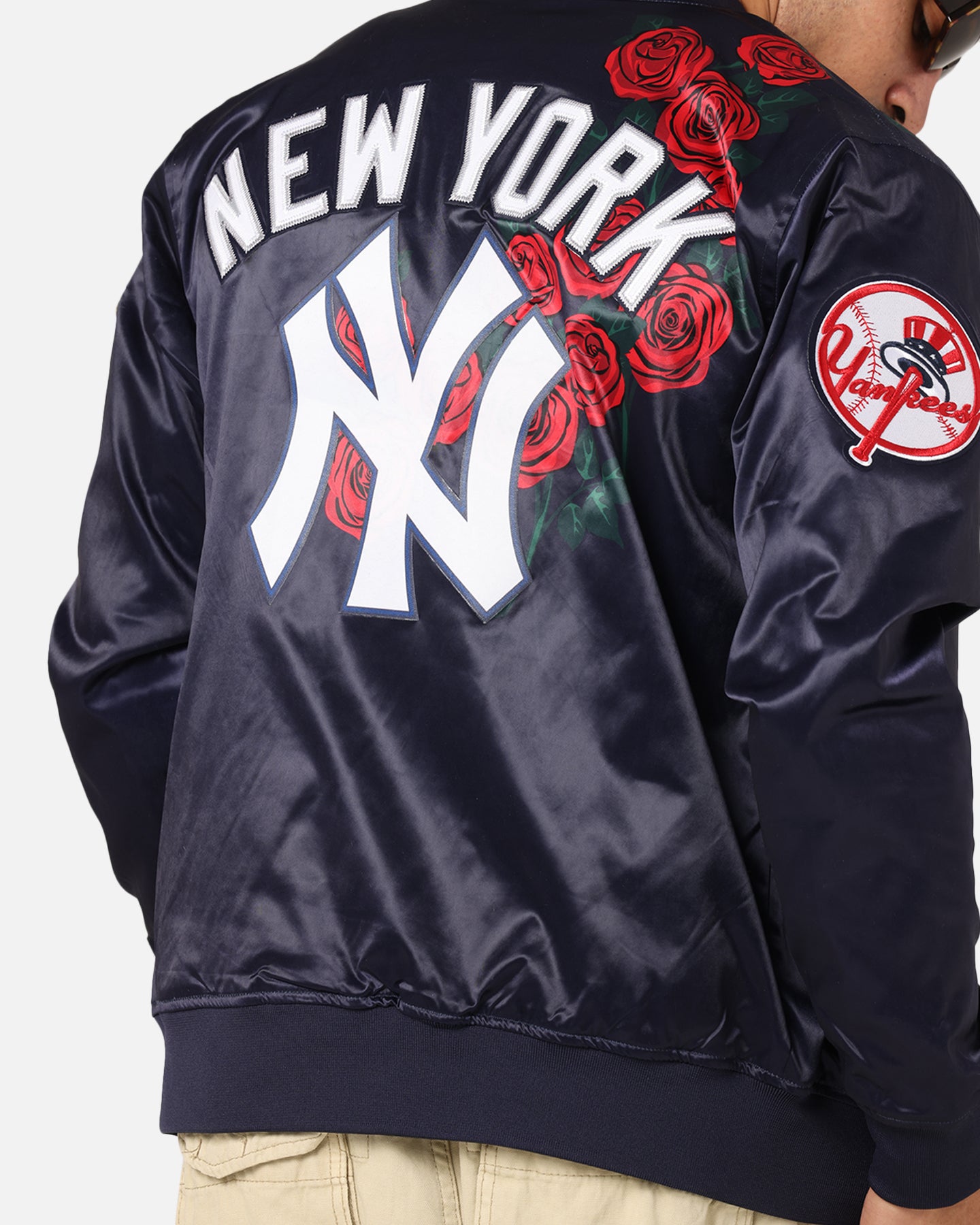 Pro Standard New York Yankees Roses Satin Jacket Navy | Culture