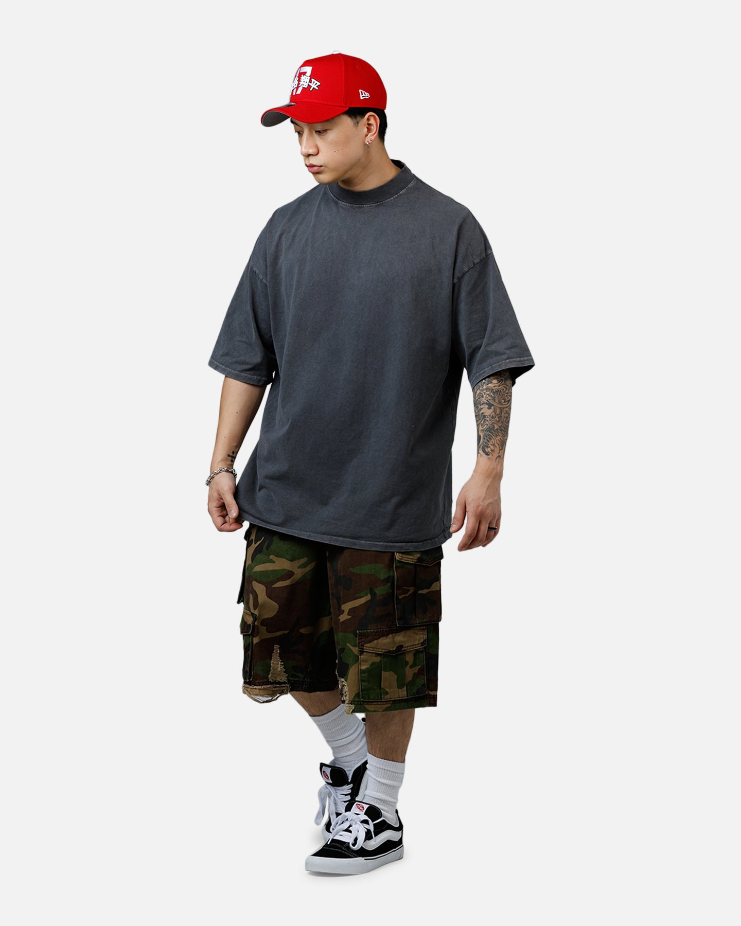 Culture Kings Everyday Mock Neck T-Shirt Washed Charcoal | Culture