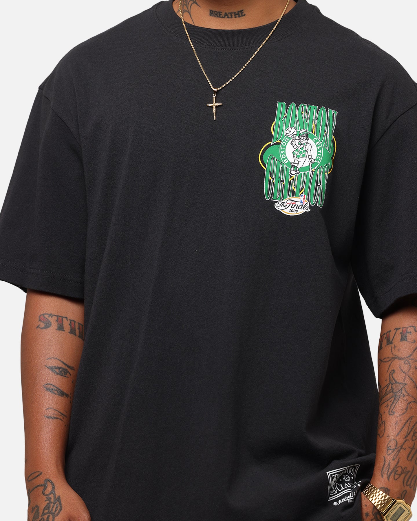 Mitchell & Ness Boston Celtics 18-Time NBA Champions T-Shirt Faded