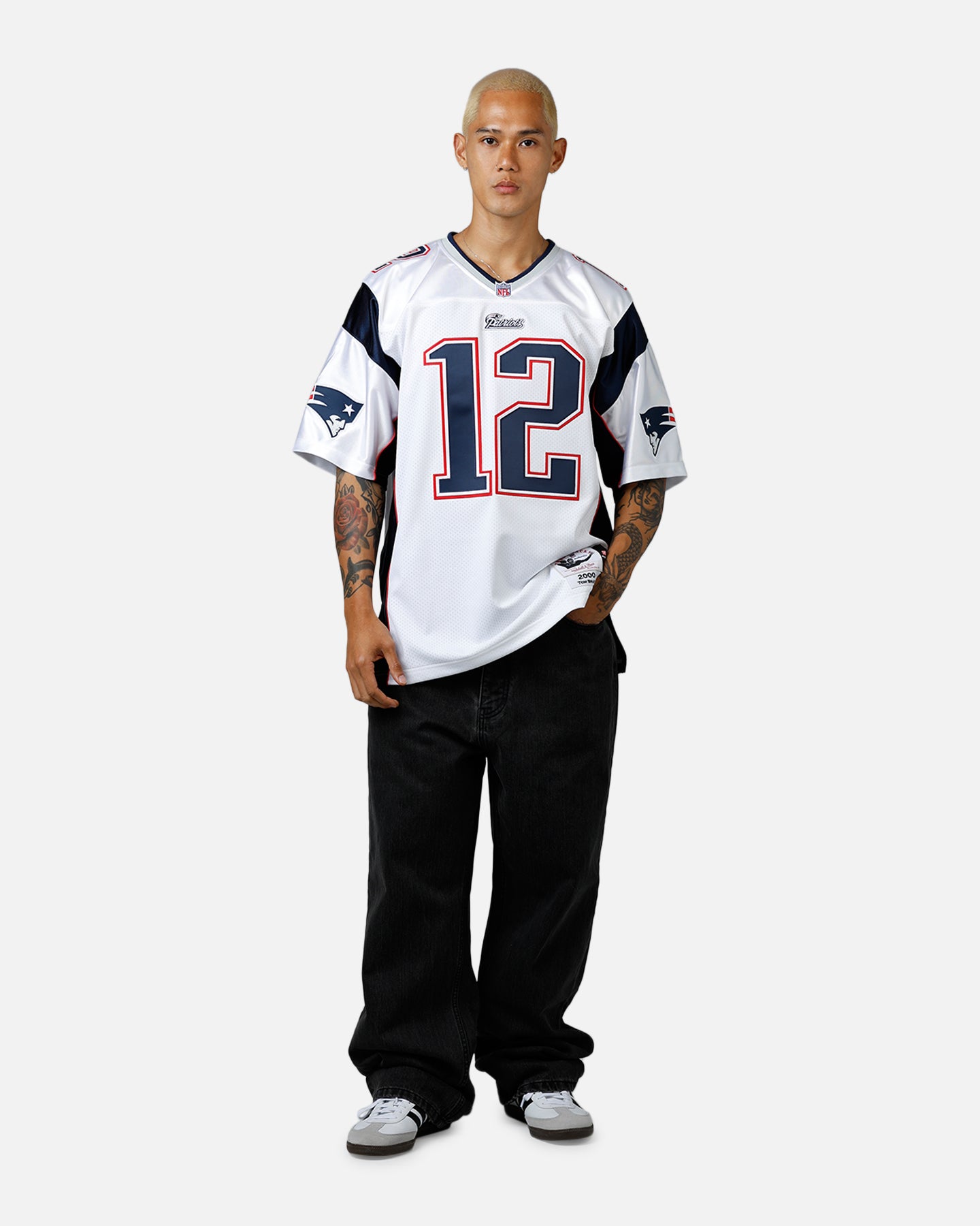 Mitchell & Ness New England Patriots Tom Brady #12 2000 Jersey