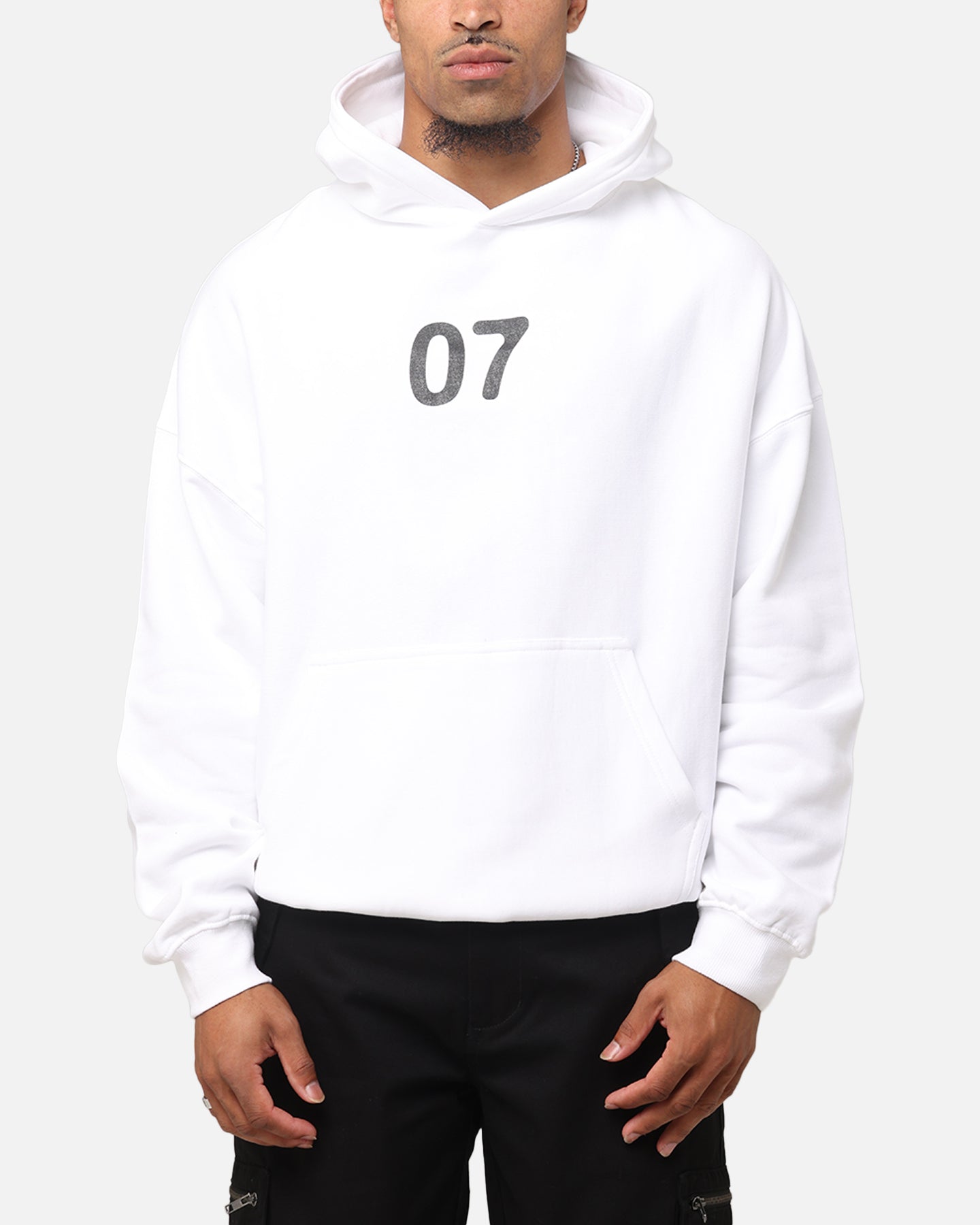 CONFECT Yarmo / 別注Short Hoodie (White) CONFECTより英ブランドSANDERS、Yarmoの別注アイテムが発売 | EYESCREAM