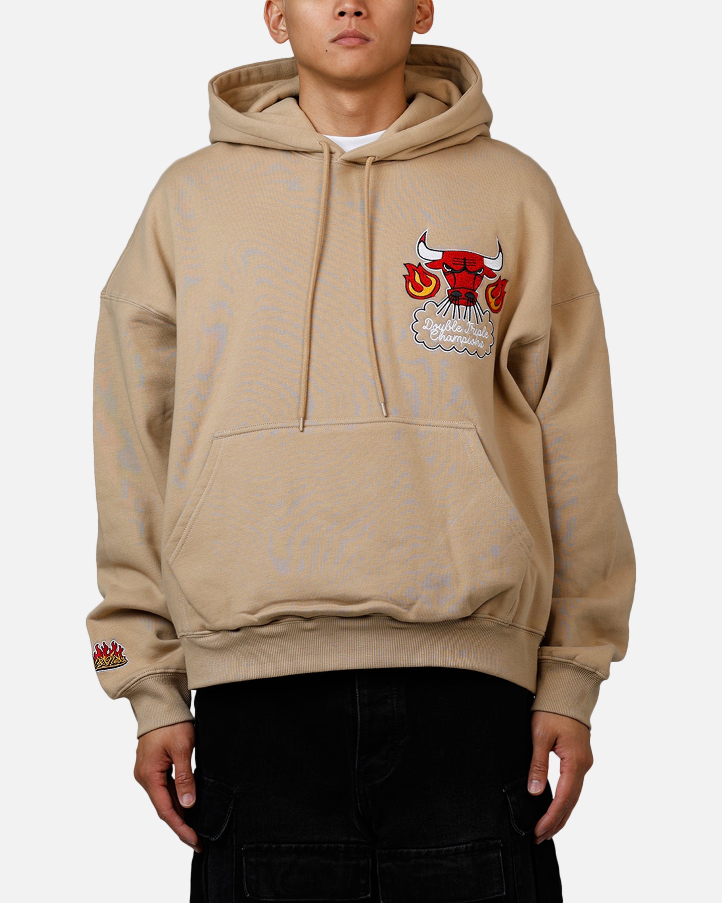 Mitchell & Ness Chicago Bulls Fireball Hoodie Tan | Culture Kings US