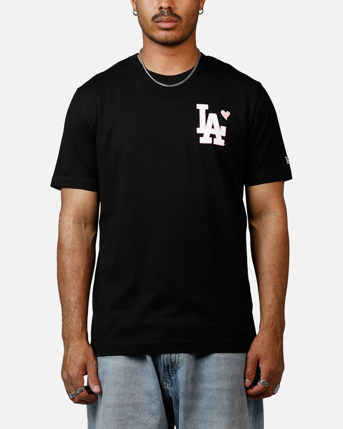 New Era Los Angeles Dodgers Heart T-Shirt Black | Culture Kings US
