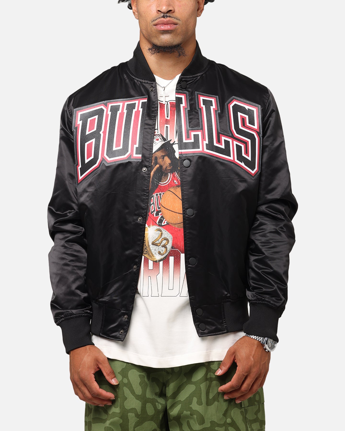 Pro Standard Chicago Bulls Big Logo Satin Jacket Black | Culture