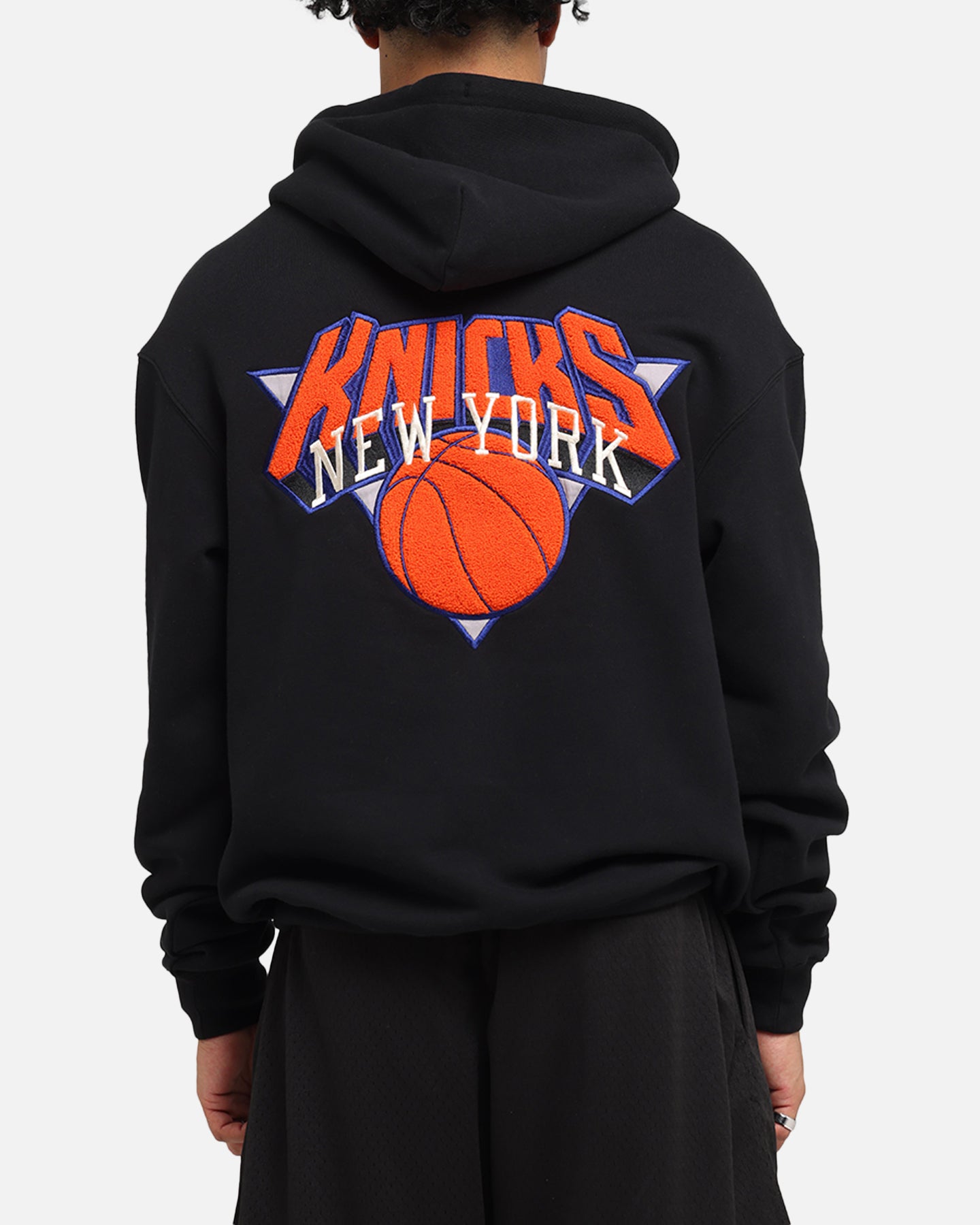 Mitchell & Ness New York Knicks Big Apple Hoodie Black | Culture