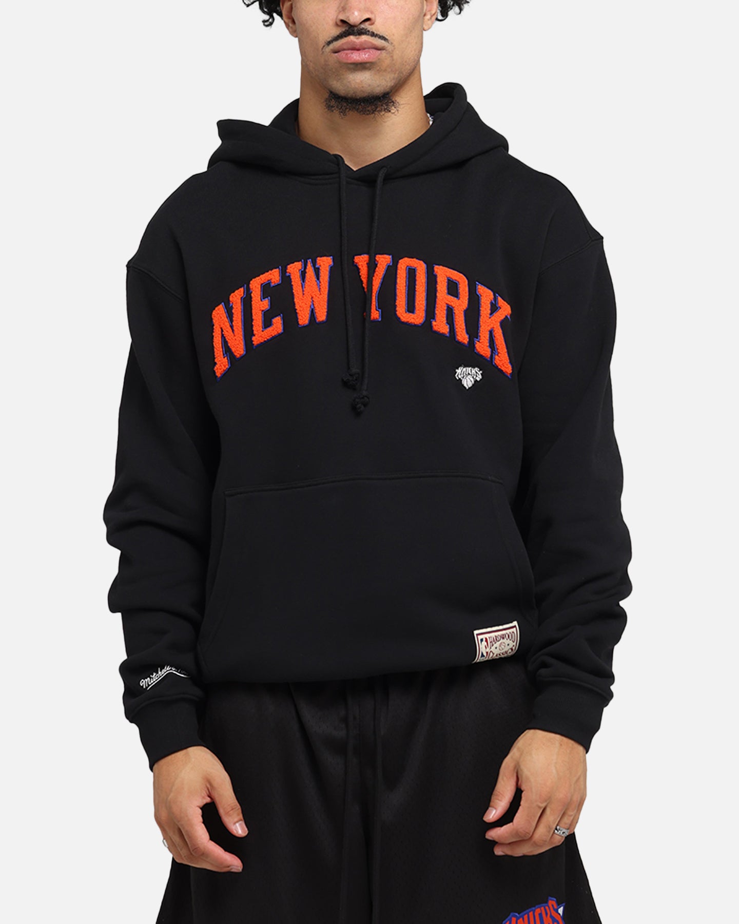 Mitchell & Ness New York Knicks Big Apple Hoodie Black | Culture